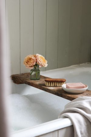 Reclaimed wooden bath board